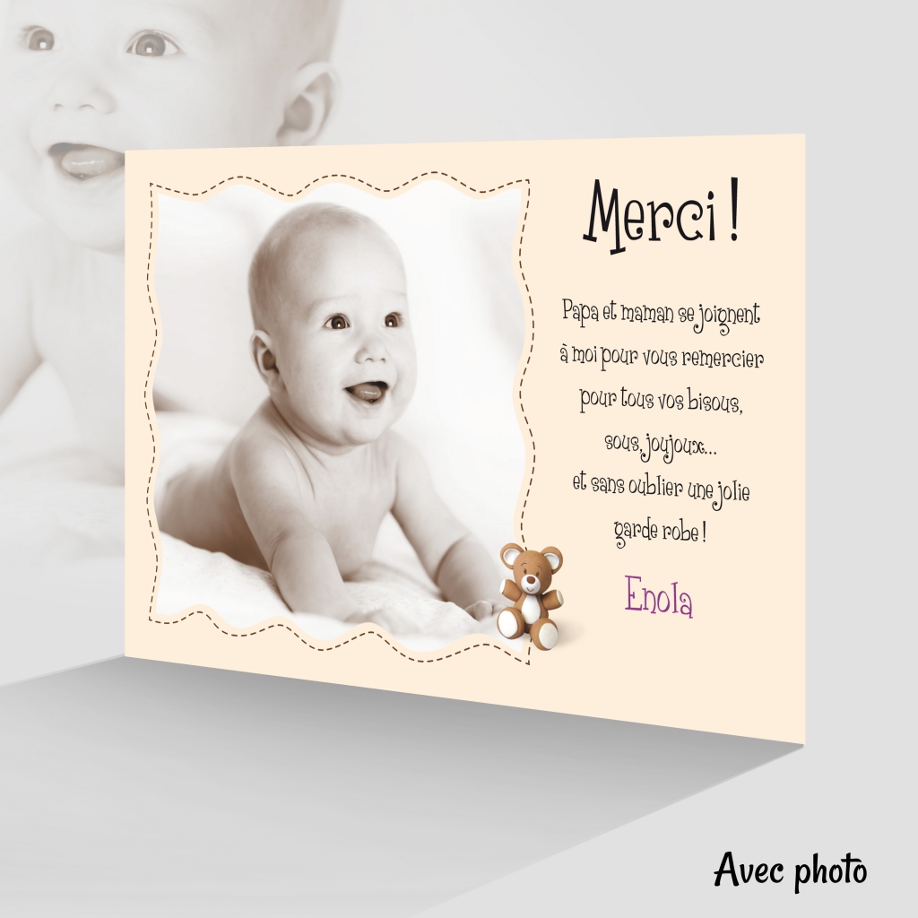 Carte Remerciement de Naissance Bébé Fille sur des Cadeaux